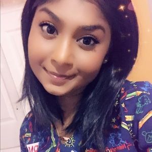 Meet your Posher, Vanessa